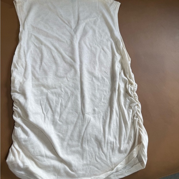 Wild Fable White Graphic Tank Top - Picture 3 of 4